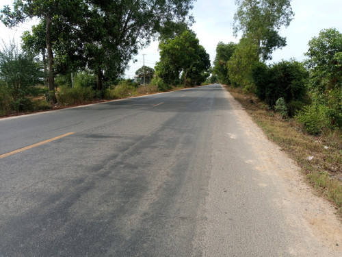 ដីកែងជាប់ផ្លូវជាតិលេខ 2 លក់តម្លៃក្រោមទីផ្សារធូរៗ។