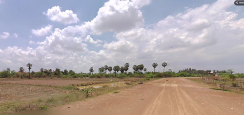 ដីលក់ កំពង់ស្ពឺ សំរោងទង ខ្ទុំក្រាំង ក្បាល 20m ទៅក្រោយ 50m