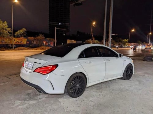 ឡានលក់បន្ទាន់ 20500$ ចរចា