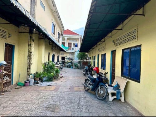 ជំរាបសួរ យេីងខ្មុំមានបន្ទប់ទំនេរ ទំនេ  មួយបន្ទប់តម្លៃ ត្រឹមតែ 50នឹង$ នឹង ប៉ុណ្ណោះ