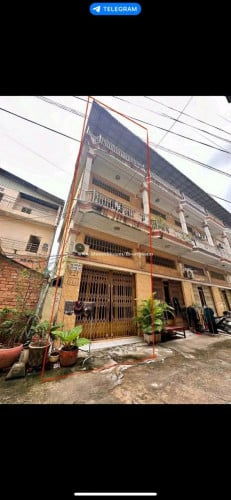 ផ្ទះល្វែងលក់បន្ទាន់តម្លៃក្រោមទីផ្សារ(តម្លៃ៦០០០០$) មានទីតាំងចម្ងាយ 500ម៉ែត្រពីផ្សារទំនើបជីបម៉ុង២៧១។