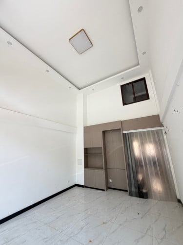 ផ្ទះអជីវកម្មសម្រាប់ជួល500$/ខែ ទីតាំងផ្លូវជាតិលេខ3 ក្នុងបូរីខាសិន