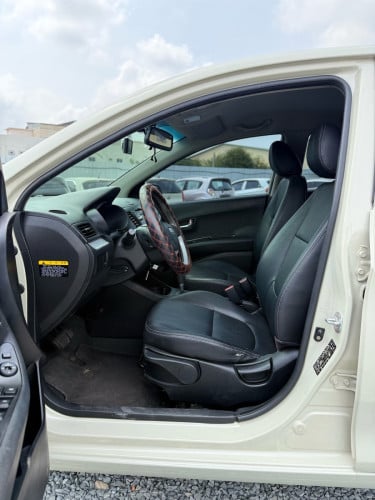 $79,50 Kia Morning ពណ៌ទឹកដោះគោ ថ្មីញាក់