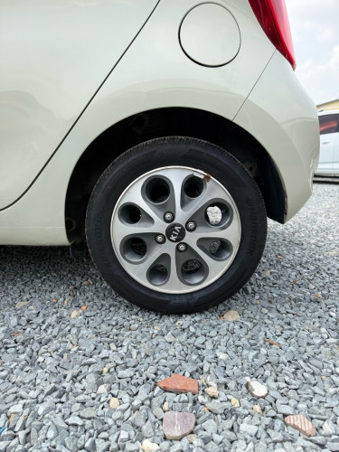$79,50 Kia Morning ពណ៌ទឹកដោះគោ ថ្មីញាក់