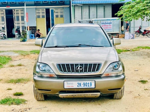 លក់ 7900$