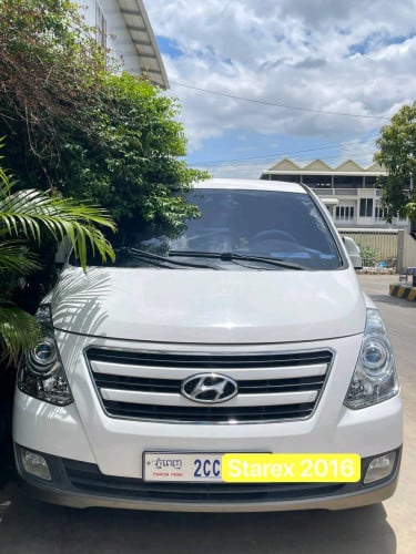 ឡានលក់ Hyundai starex 2016