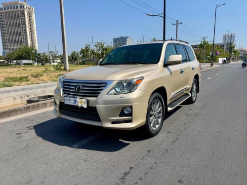 ស្តុកថ្មី Lexus Lx 570 2010 ស្ពិច អារ៉ាប់ ធានាឡាន អត់បុក អតកាត់ត អត់ស្ងោរប្តូរពណ៍