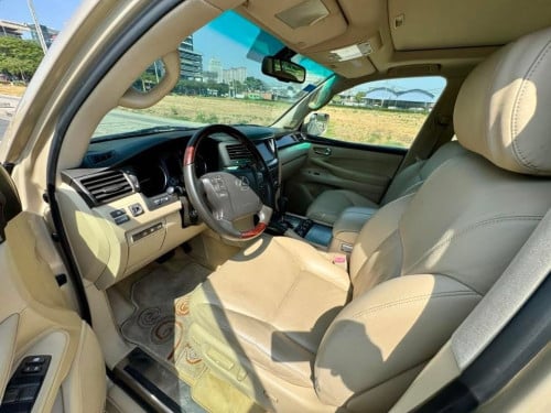 ស្តុកថ្មី Lexus Lx 570 2010 ស្ពិច អារ៉ាប់ ធានាឡាន អត់បុក អតកាត់ត អត់ស្ងោរប្តូរពណ៍