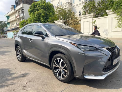 ឡានលក់ Lexus NX200T ផ្លាកលេខម្ចាស់ដើមទីមួយ