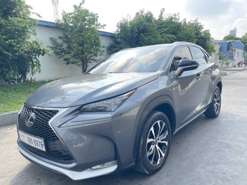ឡានលក់ Lexus NX200T ផ្លាកលេខម្ចាស់ដើមទីមួយ