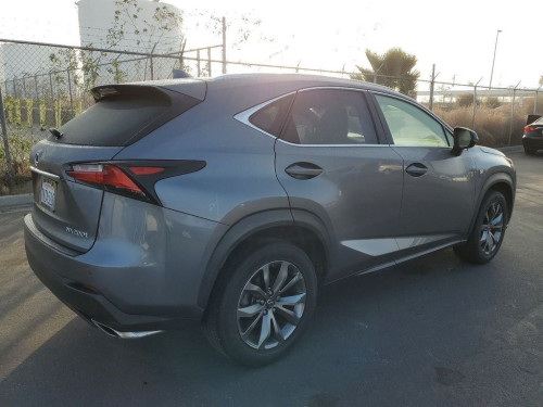ឡានលក់ Lexus NX200T ផ្លាកលេខម្ចាស់ដើមទីមួយ