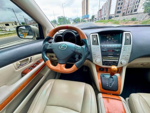 ក្តៅៗ Lexus rx400h 2006 ពាក់កណ្តាលហ្វូល ឡានស្អាត ប៉ុង01