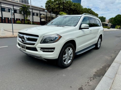 កាត់បានក្តៅMercedes-Ben GL350 2013 ក្រដាស់ពន្ធ