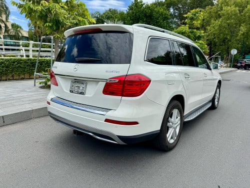 កាត់បានក្តៅMercedes-Ben GL350 2013 ក្រដាស់ពន្ធ