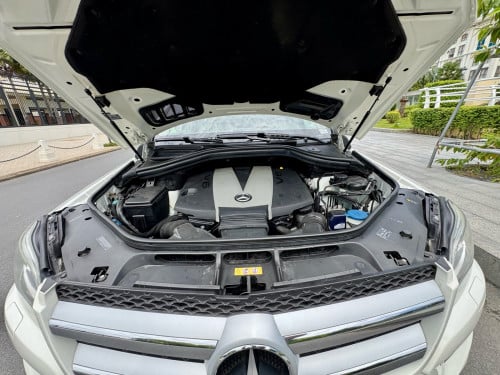 កាត់បានក្តៅMercedes-Ben GL350 2013 ក្រដាស់ពន្ធ