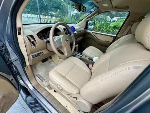 ស្តុកថ្មី Nissan Navara 2013 ម៉ាស៊ូត ប៉ុង2 ម្ចាស់ដើមទិញខ្លាញ់គោ ឡានថ្មី ធានាឡានខ្ចី🥰