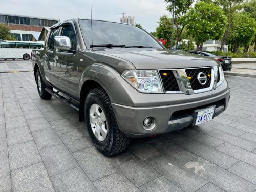 ស្តុកថ្មី Nissan Navara 2013 ម៉ាស៊ូត ប៉ុង2 ម្ចាស់ដើមទិញខ្លាញ់គោ ឡានថ្មី ធានាឡានខ្ចី🥰