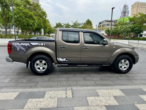 ស្តុកថ្មី Nissan Navara 2013 ម៉ាស៊ូត ប៉ុង2 ម្ចាស់ដើមទិញខ្លាញ់គោ ឡានថ្មី ធានាឡានខ្ចី🥰