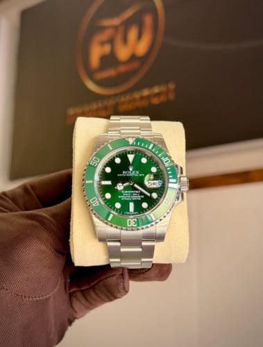 (Original) Rolex Submariner (Hulk) 40mm 🧟‍♂️🍀