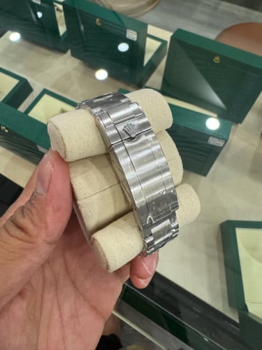 (Original) Rolex Submariner (Hulk) 40mm ๐งโโ๏ธ๐