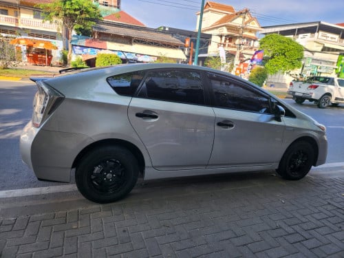 ឡានជួល Prus 010 option 3