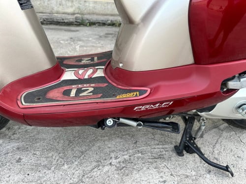 លក់ scoopy ម៉ូតូសំនុំសុីន 099 699 711