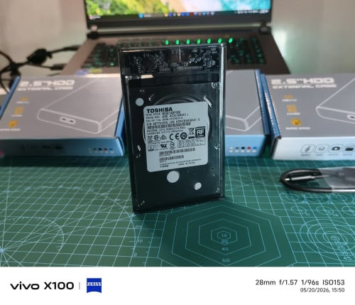 ប្រអប់SSD នឹង HHD