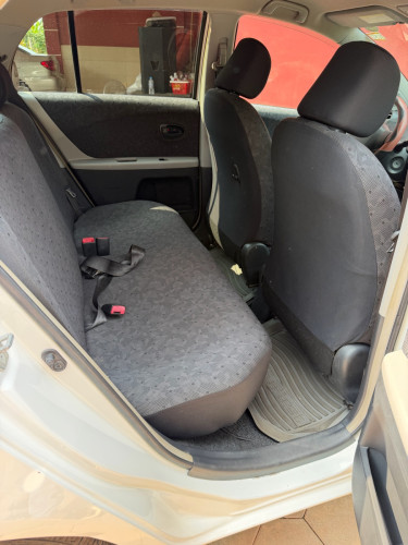 ឡានលក់​ Toyota Vitz 2009 តម្លៃ​ 7500$ ចរចា​ទីតាំងសៀមរាប​