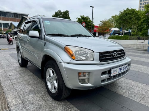 ❤️️ទេីបរៀបចំហេីយបងៗ​  toyota RAV.4 L បើកដំបូល 2002 ABS . ប៉ុង​.2 ក្នុង ប្រផេះ ឡានស្អាត