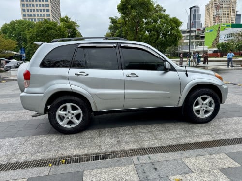 ❤️️ទេីបរៀបចំហេីយបងៗ​  toyota RAV.4 L បើកដំបូល 2002 ABS . ប៉ុង​.2 ក្នុង ប្រផេះ ឡានស្អាត