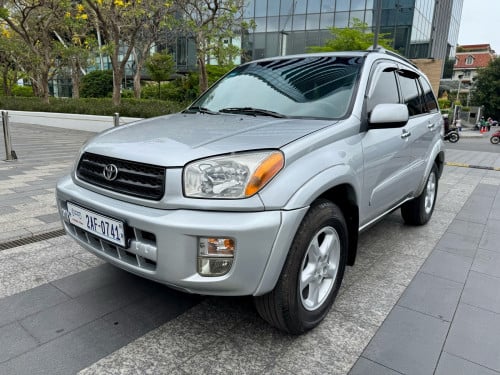 ❤️️ទេីបរៀបចំហេីយបងៗ​  toyota RAV.4 L បើកដំបូល 2002 ABS . ប៉ុង​.2 ក្នុង ប្រផេះ ឡានស្អាត