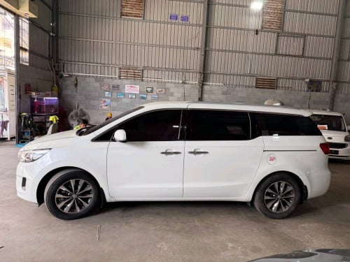 🎁 💯ស្តុកថ្មី Kia Carnival 2017 Full Option