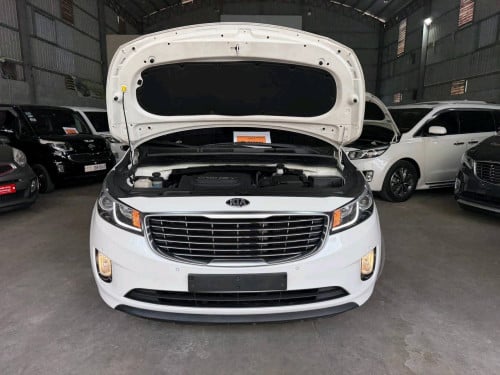 🎁 💯ស្តុកថ្មី Kia Carnival 2017 Full Option