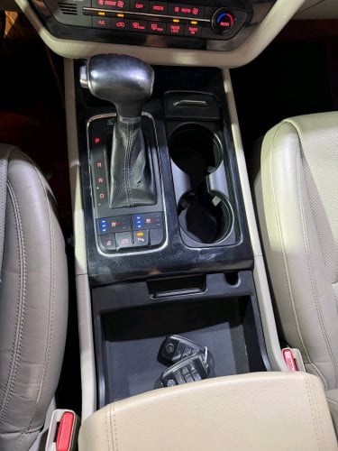 🎁 💯ស្តុកថ្មី Kia Carnival 2017 Full Option