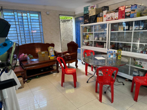 ๐ฆShop House Available for Urgent Sale at a Special Price (Negotiable).