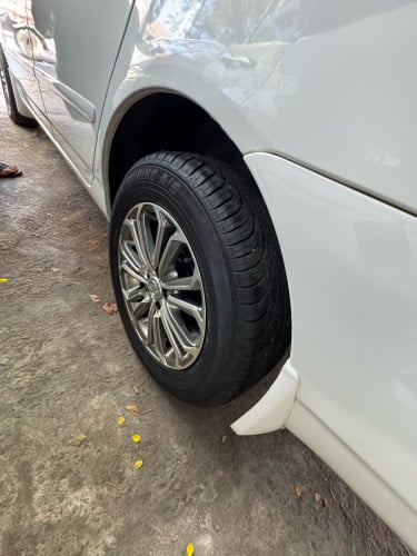 🚘កាត់បានក្តៅ Corolla 03 le ក្នុងលឿង ម៉ាសុីន ប្រអប់លេខជើងក្រោម