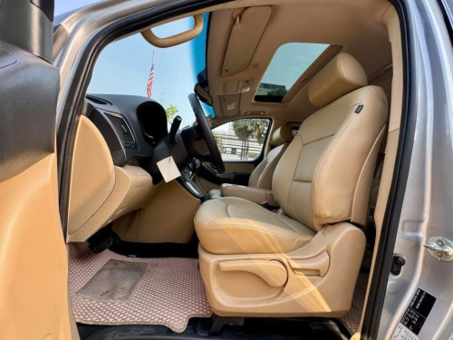 🚘Hyundai H1 2019 full option ឡានក្រុមហ៊ុន សោរ២គ្រាប់🔑🔑ធានាឡានថ្មី មិនបុក កាត់តរ