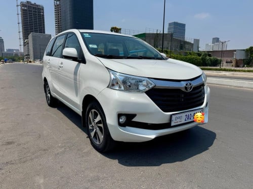 🚘Toyota AVANZA 2017 ម្ចាស់ដើមទិញថ្មីខ្លាញ់គោ ម៉ាសុីន 1,5 សុីសាំងតិច 100km ប្រហែល 4ទៅ5លីត្រ