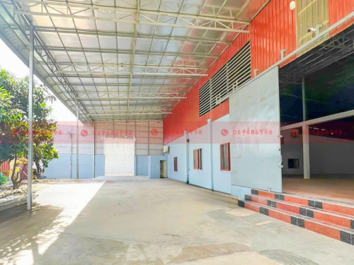 1200 Sqm Warehouse For Lease On A Concrete Road In Krang Thnong Area