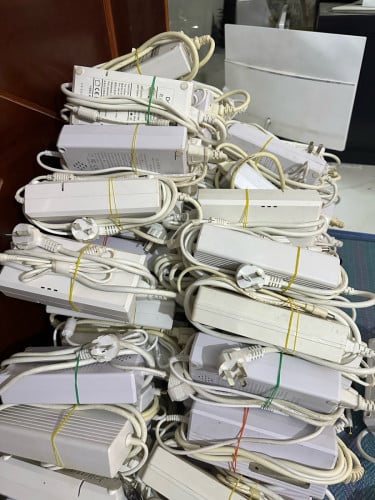 12V និង 19V មាន UPS លក់ធូរៗបង មួយ 12000៛