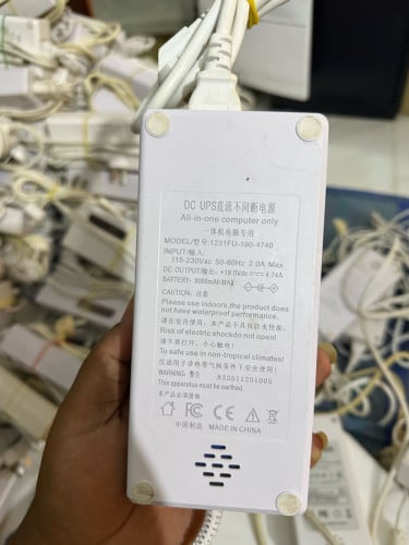 12V និង 19V មាន UPS លក់ធូរៗបង មួយ 12000៛