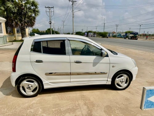 2004 kia morning full options ឡានស្អាតឯកសារគ្រប់ ម៉ាសុីនស្អាតជិះស្រួលមិនពុក មិនច្រេះ តម្លៃ3950$