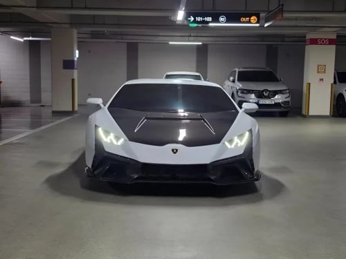 2016 Lamborghini Huracan Tecnica Bodykit