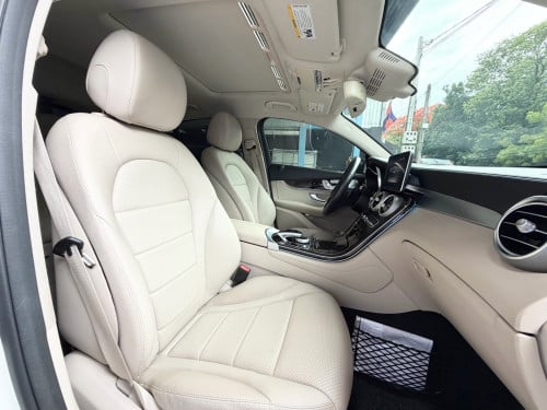 2017 MERCESDES BENZ GLC 300 Coupè 4Matic option ខ្ពស់ ម្ចាស់ដេីម