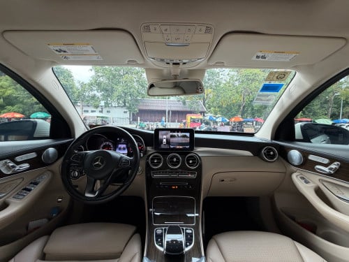 2017 MERCESDES BENZ GLC 300 Coupè 4Matic option ខ្ពស់ ម្ចាស់ដេីម