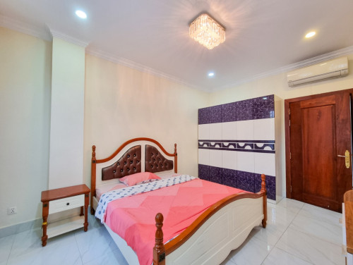 2Bedrooms apartment for rent with elevator near RUPP and Western University Toul Kork
