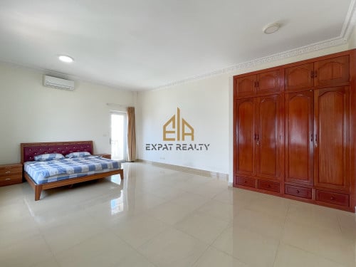 3  Bedroom Serviced Apartment for rent- Tuolkork -Phnom Penh.