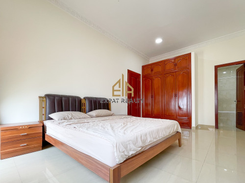 3  Bedroom Serviced Apartment for rent- Tuolkork -Phnom Penh.
