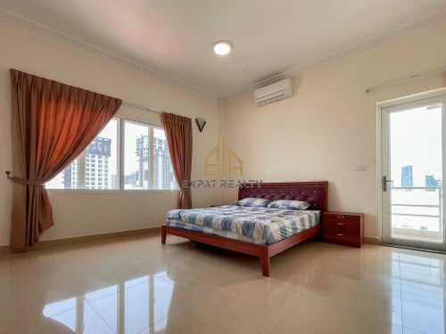 3  Bedroom Serviced Apartment for rent- Tuolkork -Phnom Penh.