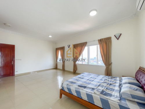 3  Bedroom Serviced Apartment for rent- Tuolkork -Phnom Penh.